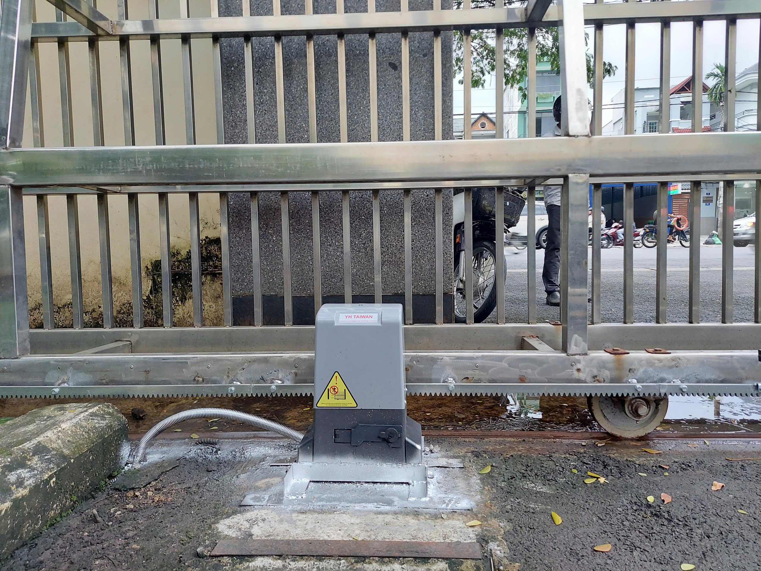 motor cổng lùa Inox