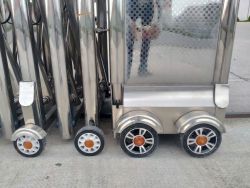 bánh xe cổng xếp tại ninh bình