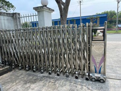 cổng xếp inox tại ninh bình