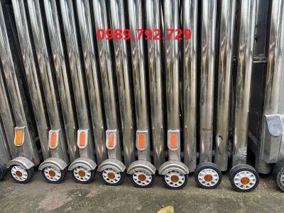 bánh xe cổng xếp ở hưng yên