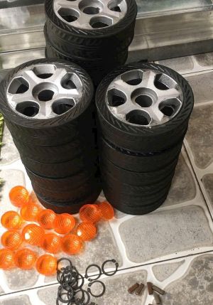 bánh xe cổng xếp tại đắk lắk