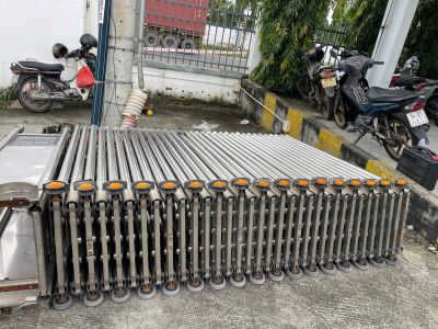 bánh xe cổng xếp tại hải phòng