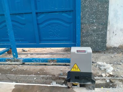 motor cổng lùa trung quốc tại long an