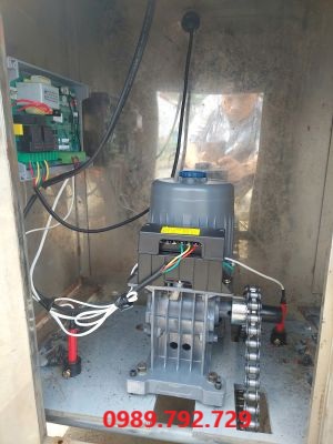 motor cổng xếp tại bắc ninh