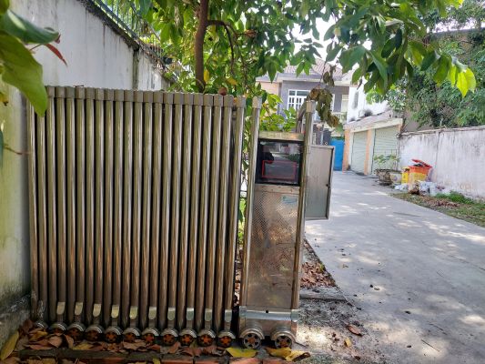 phụ kiện cổng xếp tại quảng ninh