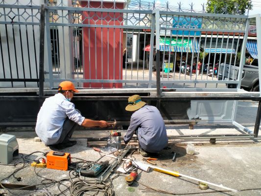 sửa cửa cổng sắt tại hà nội